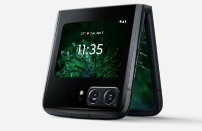 Motorolan taittuvanäyttöinen Razr-puhelin Suomeen – kookkaampi näyttö ja enemmän tehoa