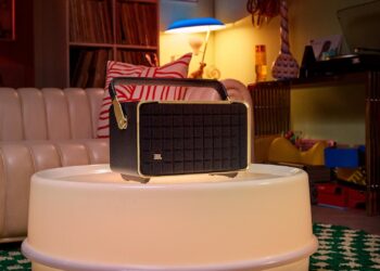 JBL:n uusin Wi-Fi-kaiutinsarja