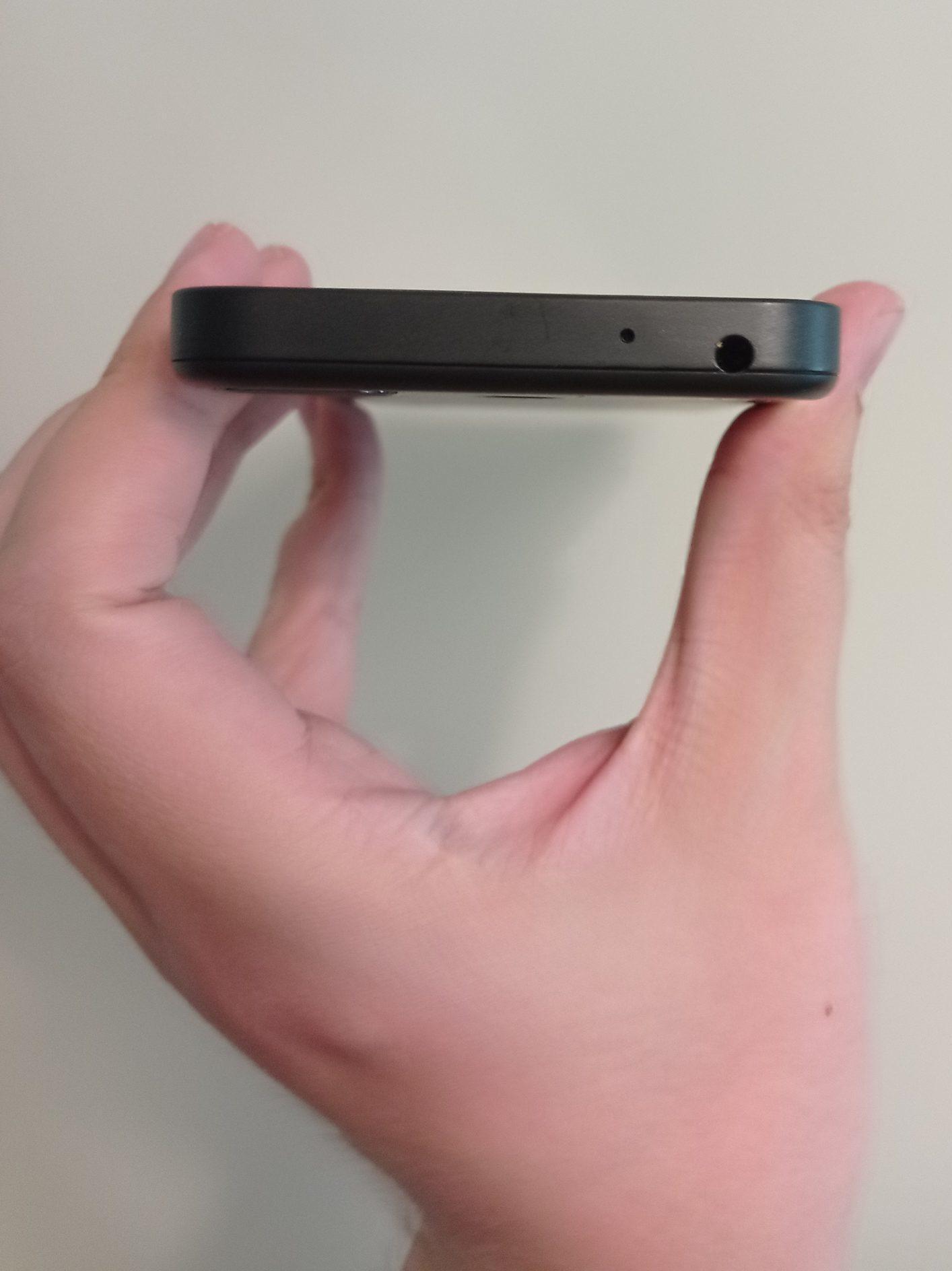Fairphone 3 kuulokeliitanta scaled e1623852153514