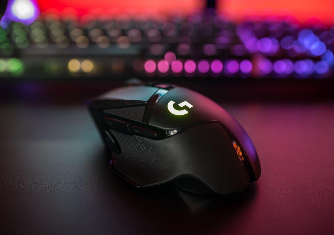 Logitech ha presentato una versione wireless del suo mouse da gioco G502.