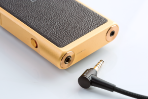 HM1611 SonyLur Spelar1 web