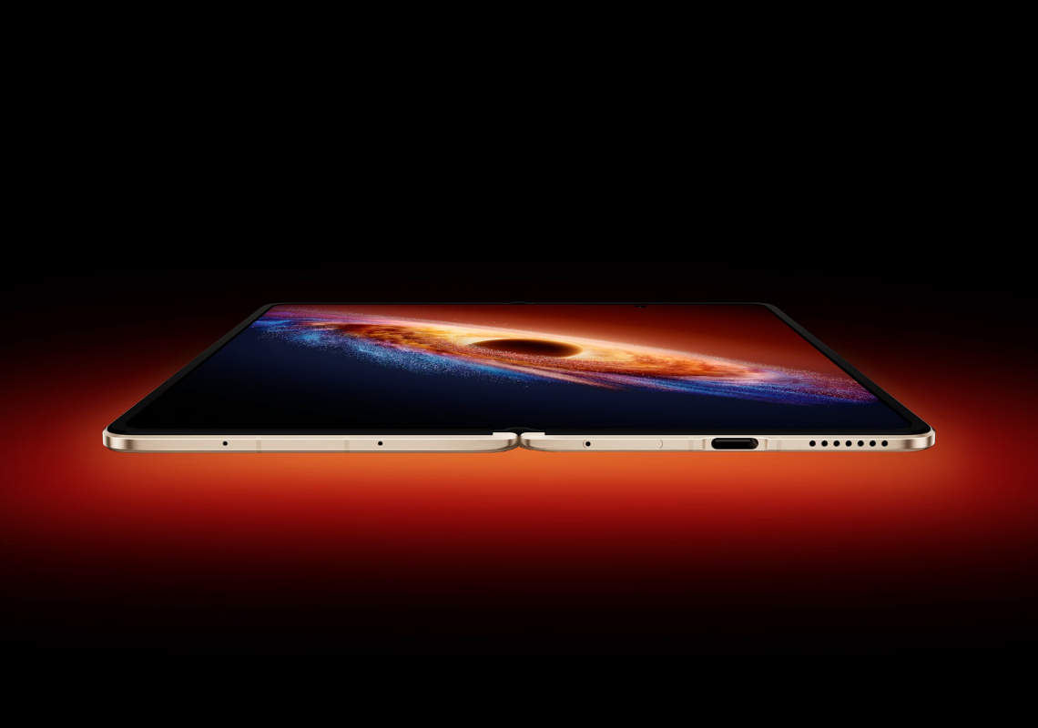 HONOR Magic V6 avautuu taskukokoiseksi työpisteeksi – tekoäly ja kolmen sovelluksen moniajo keskiössä