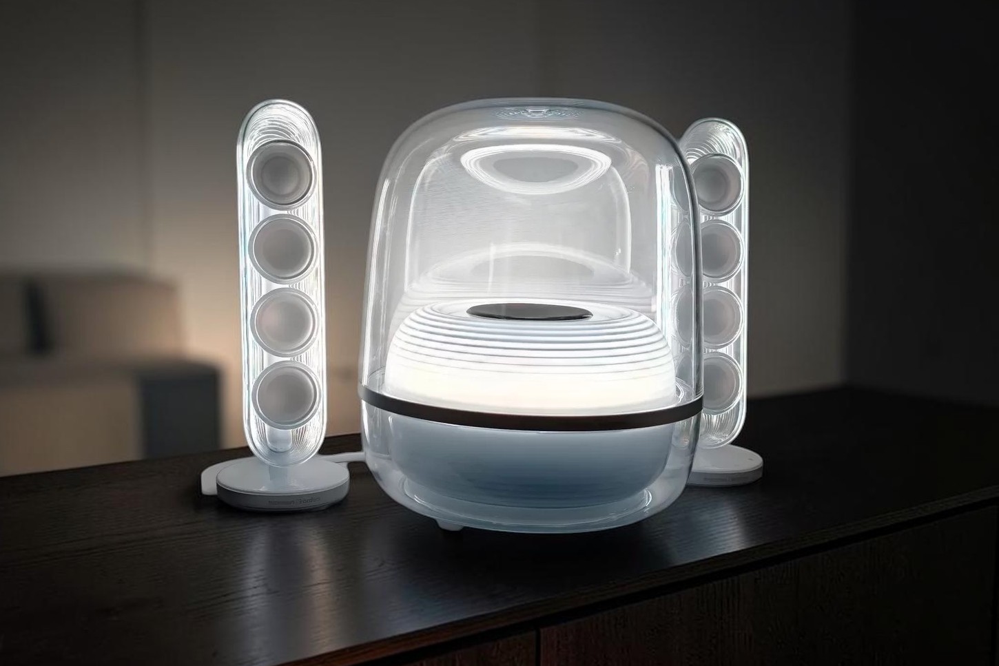 Testissä Harman Kardon SoundSticks 5 -2.1 aktiivikaiuttimet – Designklassikko nykyaikaan