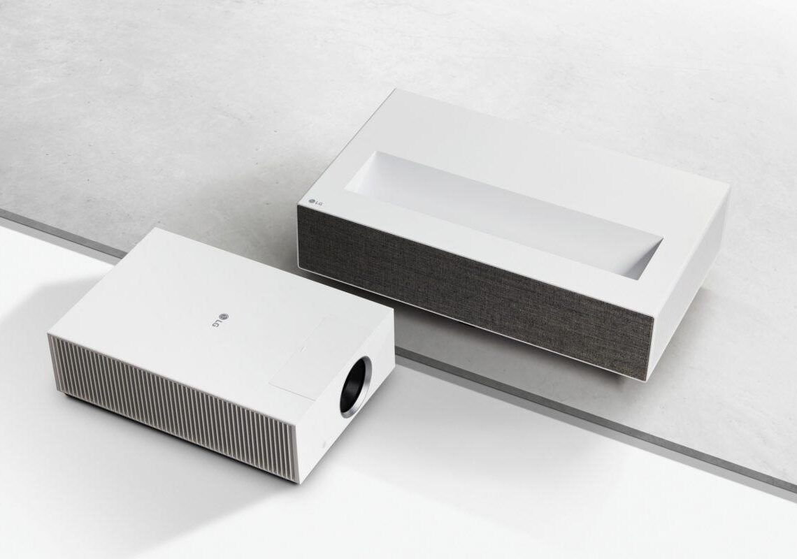 LG lancia due nuovi proiettori laser CineBeam: un'immagine da 100 pollici da soli 21,7 cm di distanza da un proiettore a tiro corto