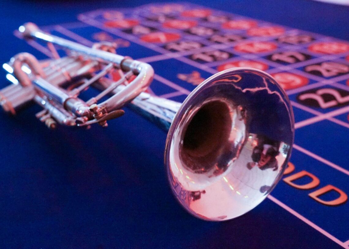Digitaaliset äänimaisema Kuinka musiikkia käytetään esimerkiksi Online kasinoilla
