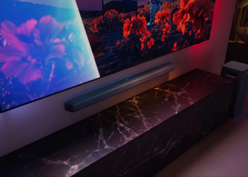 Philips TAB8301 nostaa solakan soundbarin 3.1.2-kanavaiseksi