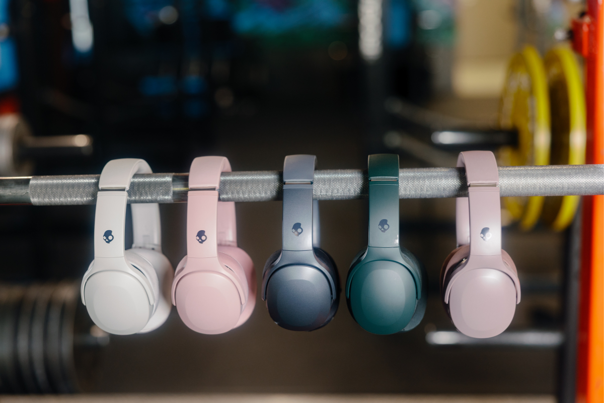 Skullcandy lancia le prime cuffie Crusher progettate per gli allenamenti, con bassi potenti e 40 ore di autonomia.