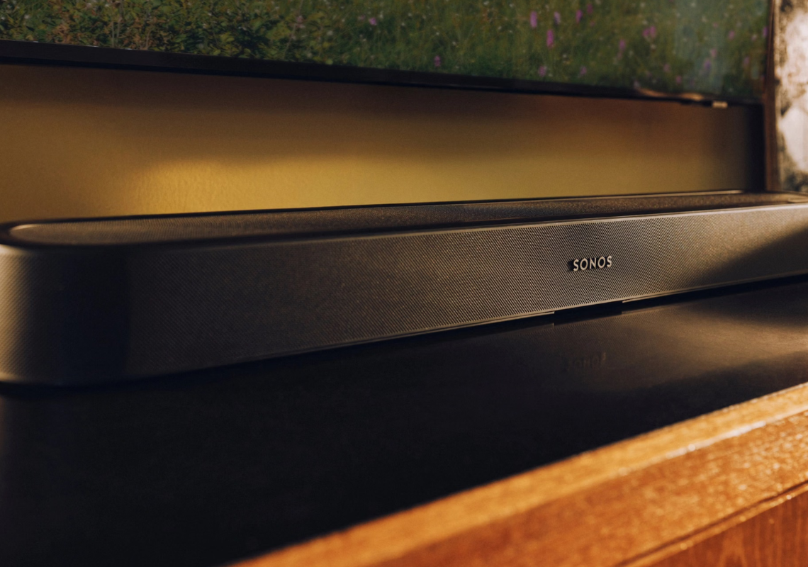 Sonos uudistaa äänijärjestelmäänsä kolmelta suunnalta – Beam Ultra, Ace Ultra ja Sonos 27 laajentavat kokonaisuutta