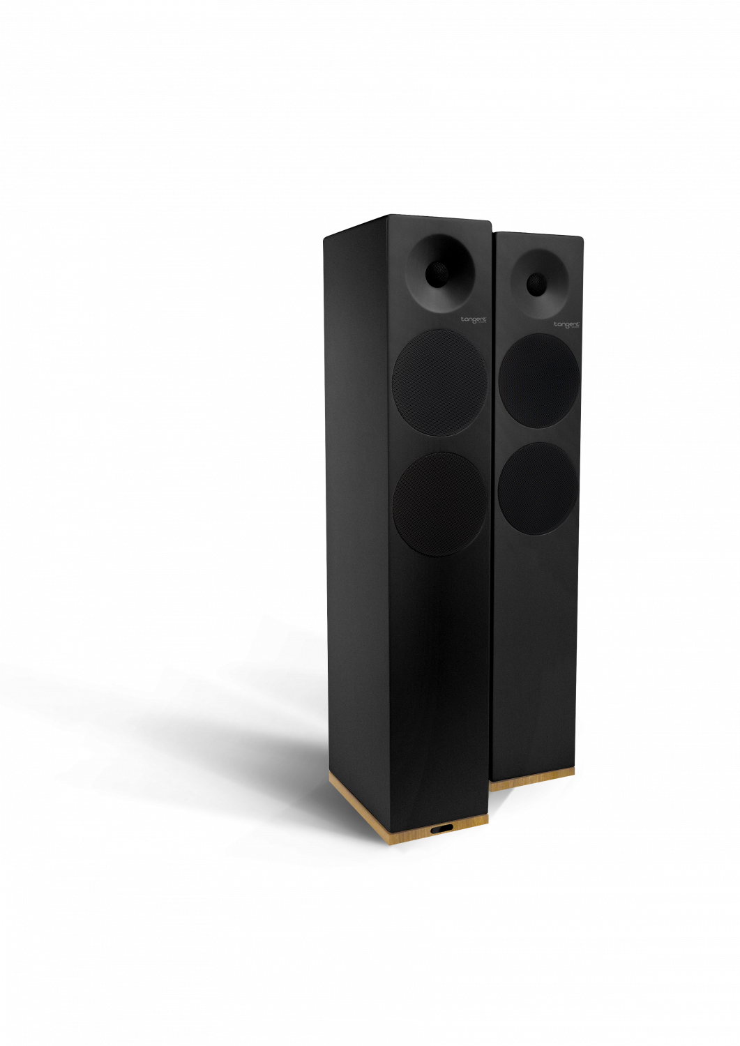 Bluetooth-lattiakaiutin phono-sisääntulolla