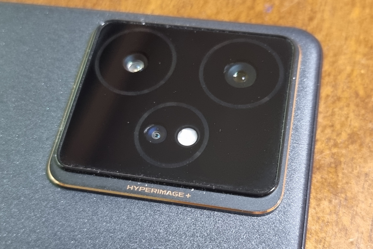 Smartphone Realme GT 7 in prova: dura a lungo e ha una luminosità elevata 3