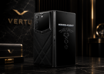 Vertu palasi taittuvanäyttöisiin luksuspuhelimiin – AlphaFold maksaa alkaen 6 880 dollaria