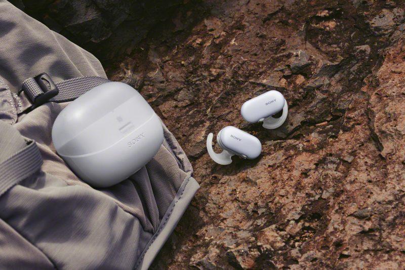 Due annunci estremi da parte di Sony: cuffie sportive completamente wireless e cuffie cablate di fascia alta.