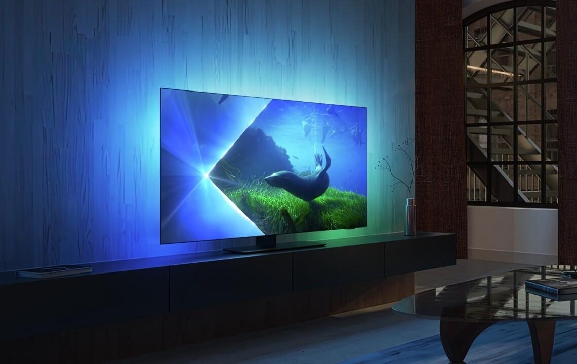 Il televisore Philips Ambilight OLED+ 908 vince il premio Red Dot.