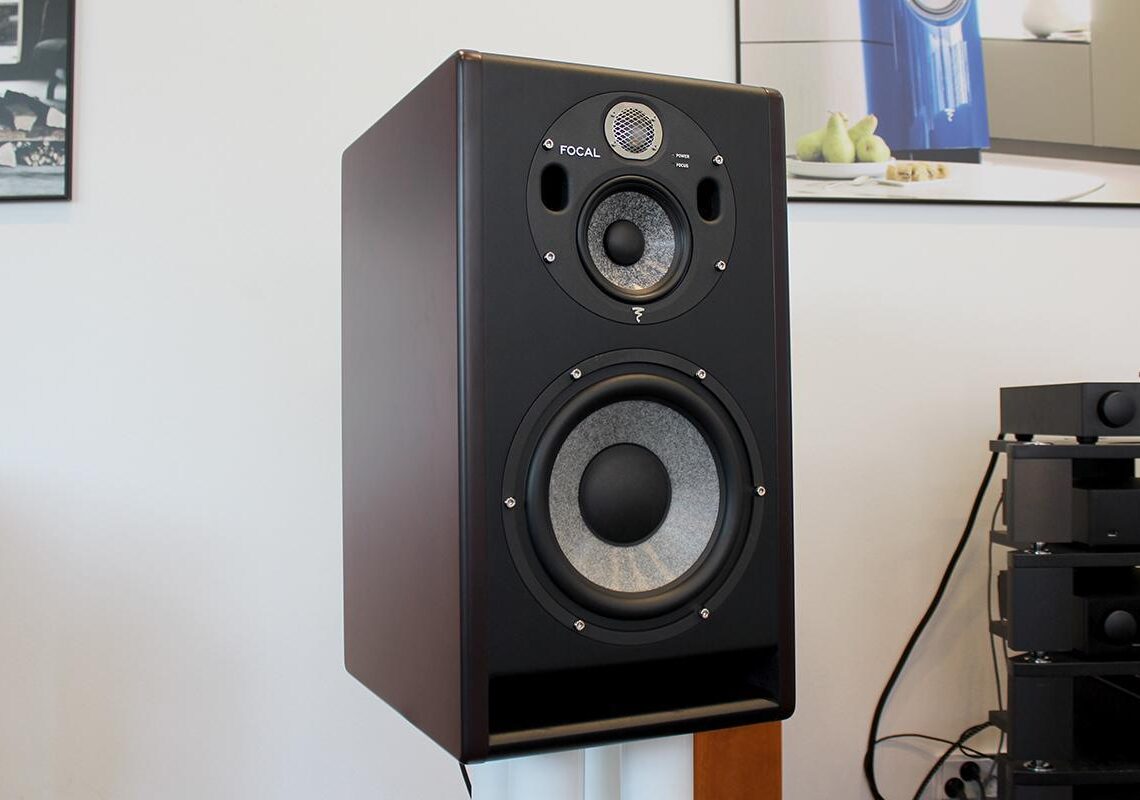 Due diffusori in uno: il nuovo modello di punta di Focal fa un'ottima impressione.