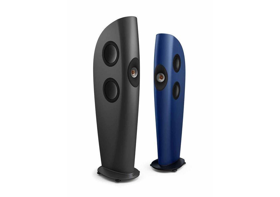 KEF ha aggiornato i suoi diffusori Blade e Reference per l'era meta.