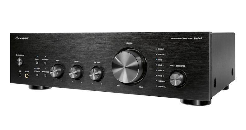 Pioneerilta monipuolinen budjettiluokan stereovahvistin